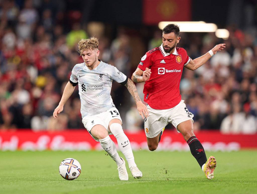 务缩紧和资 务缩紧和资