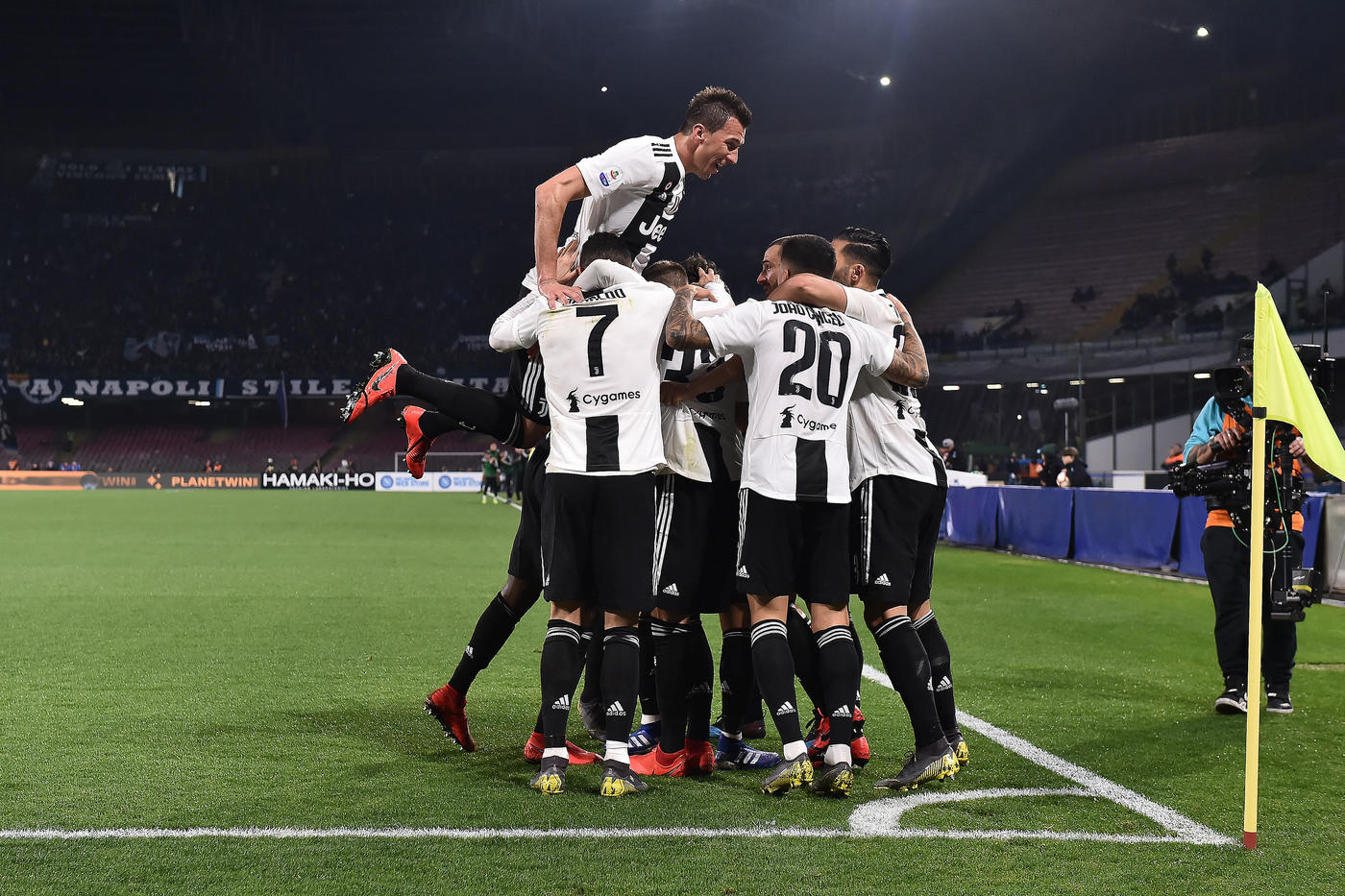 的交流与碰 的交流与碰