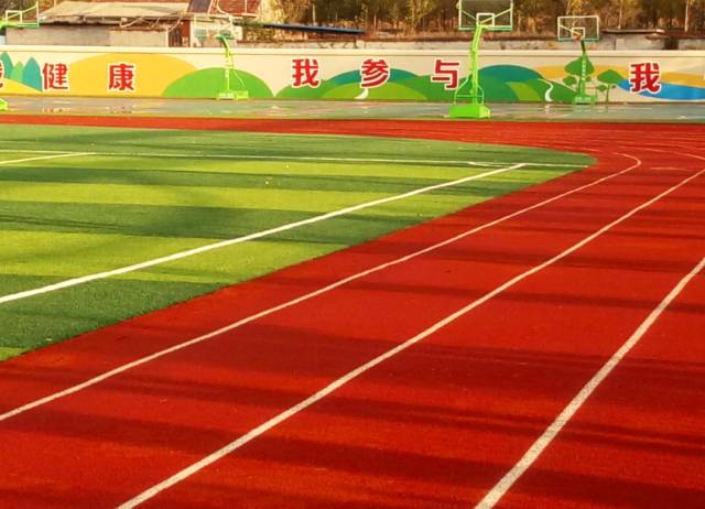 他在几场重 他在几场重