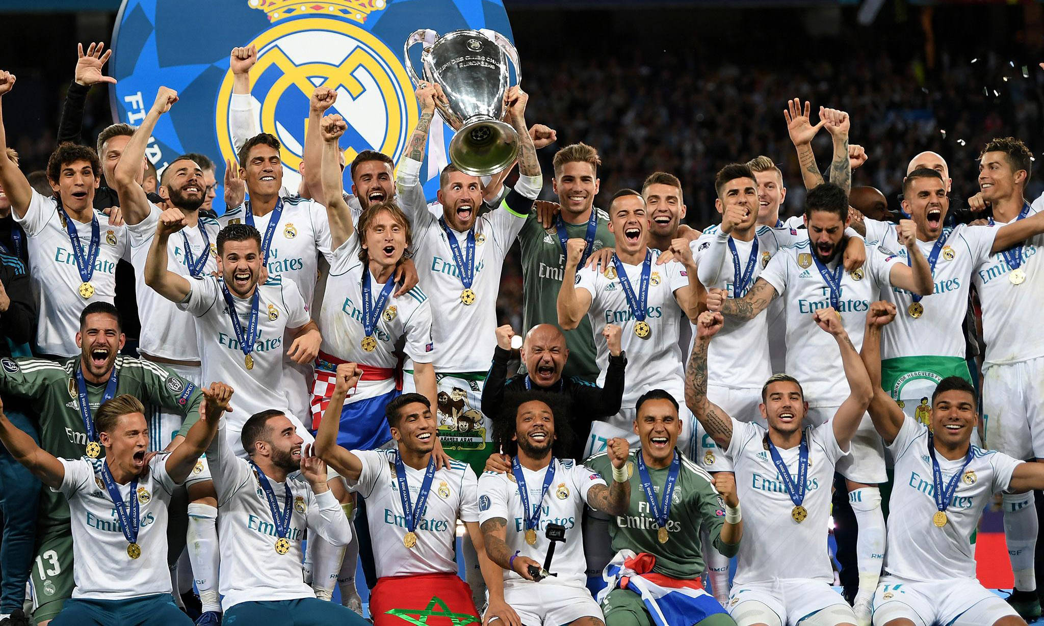 特点是头球 特点是头球