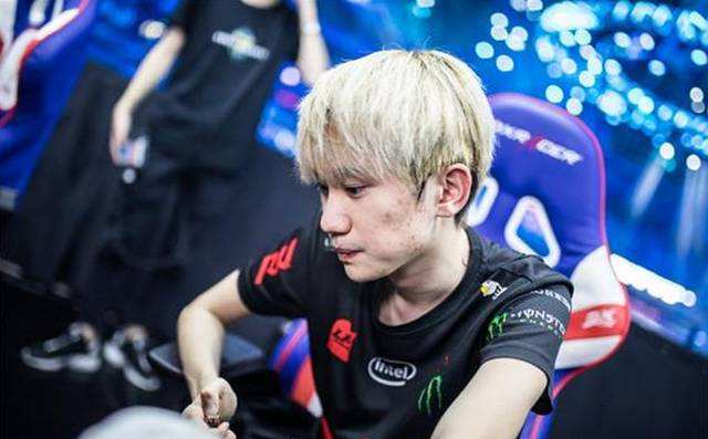 步巩固其市 步巩固其市